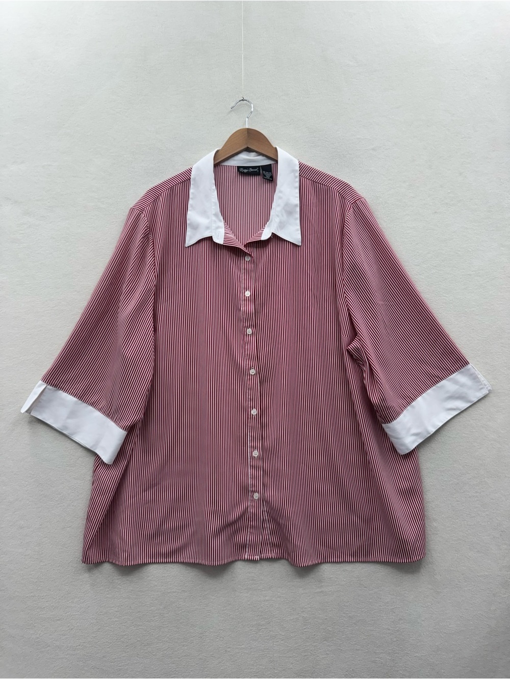 Maggie Barnes Women's 4X Button Up Shirt Red White Striped